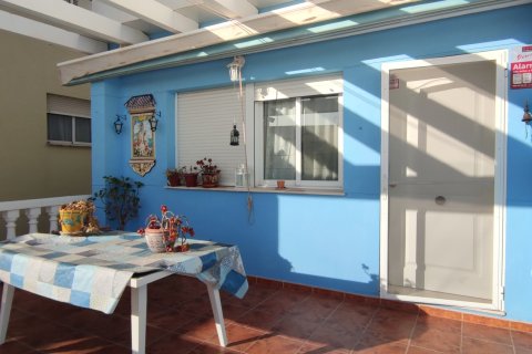 Townhouse for sale in Costur, Castellon, Spain 4 bedrooms, 201 sq.m. No. 172661 - photo 3