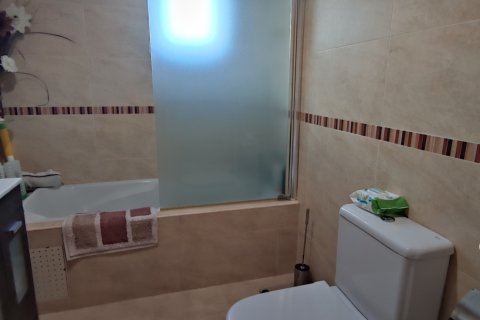 Townhouse for sale in Costur, Castellon, Spain 4 bedrooms, 201 sq.m. No. 172661 - photo 12