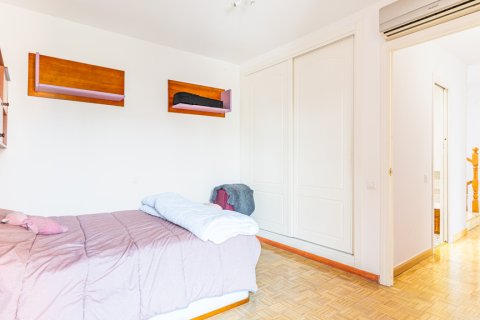 Radhus till salu i Madrid, Spanien 5 sovrum, 247 kvm. Nr. 147707 - foto 24