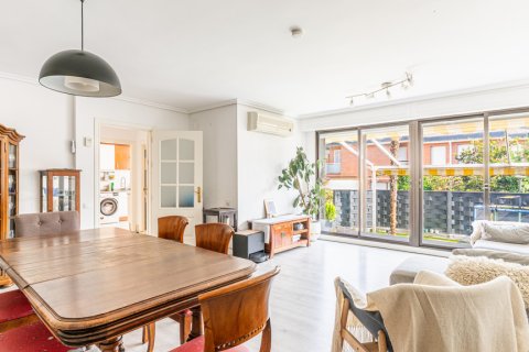 Radhus till salu i Madrid, Spanien 5 sovrum, 247 kvm. Nr. 147707 - foto 6