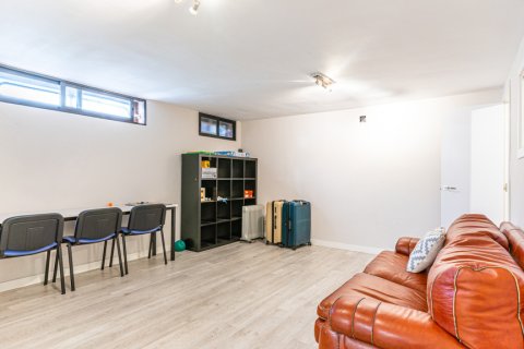 Radhus till salu i Madrid, Spanien 5 sovrum, 247 kvm. Nr. 147707 - foto 30