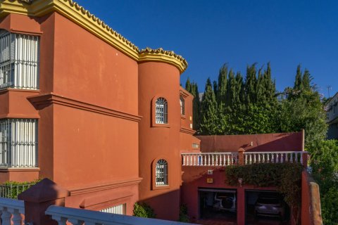 Villa till salu i Malaga, Spanien 7 sovrum, 636 kvm. Nr. 147709 - foto 10