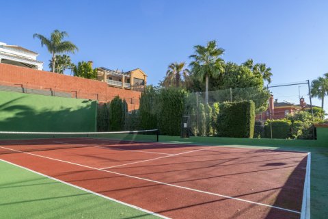 Villa till salu i Malaga, Spanien 7 sovrum, 636 kvm. Nr. 147709 - foto 6