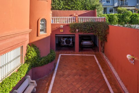 Villa till salu i Malaga, Spanien 7 sovrum, 636 kvm. Nr. 147709 - foto 7