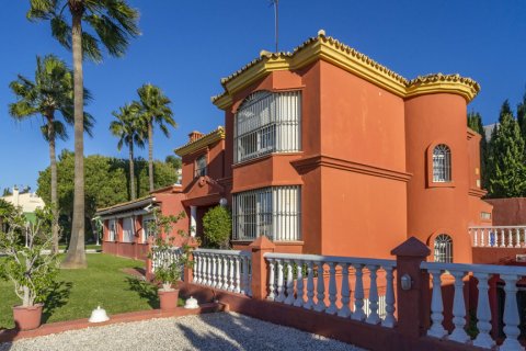Villa till salu i Malaga, Spanien 7 sovrum, 636 kvm. Nr. 147709 - foto 9