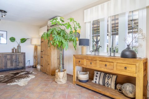 Hus till salu i Casares Costa, Malaga, Spanien 3 sovrum, 211 kvm. Nr. 147706 - foto 25