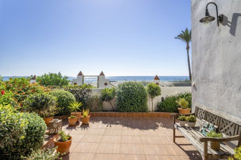 Hus till salu i Casares Costa, Malaga, Spanien 3 sovrum, 211 kvm. Nr. 147706 - foto 20