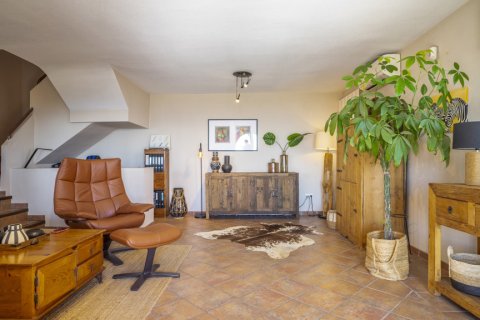 Hus till salu i Casares Costa, Malaga, Spanien 3 sovrum, 211 kvm. Nr. 147706 - foto 24