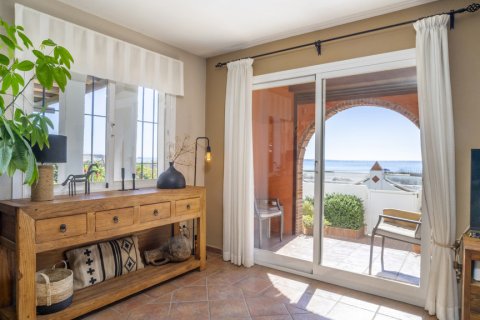 Hus till salu i Casares Costa, Malaga, Spanien 3 sovrum, 211 kvm. Nr. 147706 - foto 22