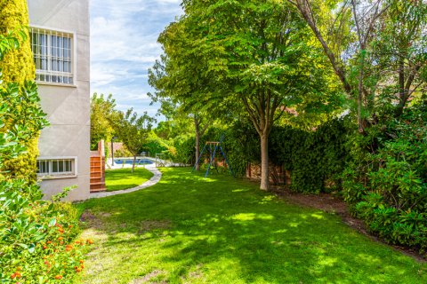 Hus till salu i Majadahonda, Madrid, Spanien 6 sovrum, 400 kvm. Nr. 147705 - foto 3