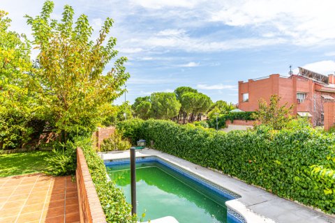 Hus till salu i Majadahonda, Madrid, Spanien 6 sovrum, 400 kvm. Nr. 147705 - foto 10