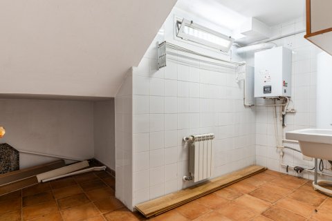 Hus till salu i Majadahonda, Madrid, Spanien 6 sovrum, 400 kvm. Nr. 147705 - foto 23