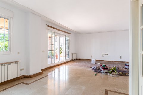 Hus till salu i Majadahonda, Madrid, Spanien 6 sovrum, 400 kvm. Nr. 147705 - foto 18