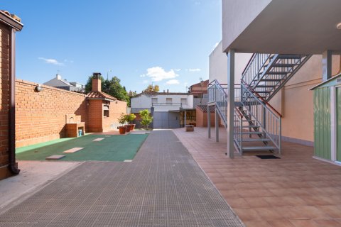 Hus till salu i Madrid, Spanien 4 sovrum, 127 kvm. Nr. 147708 - foto 28