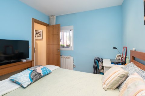 Hus till salu i Madrid, Spanien 4 sovrum, 127 kvm. Nr. 147708 - foto 24