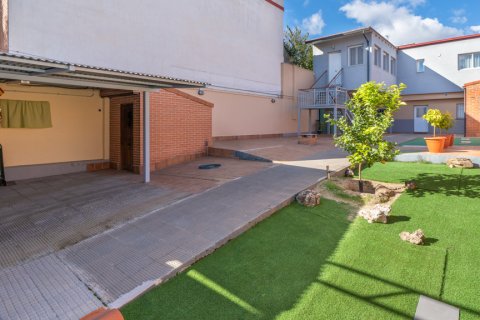 Hus till salu i Madrid, Spanien 4 sovrum, 127 kvm. Nr. 147708 - foto 30