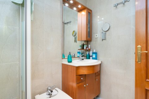 Hus till salu i Madrid, Spanien 4 sovrum, 127 kvm. Nr. 147708 - foto 12