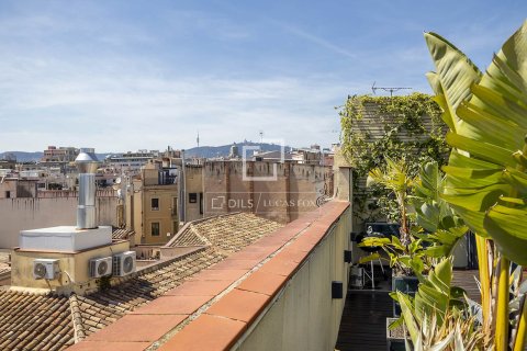 Takvåning för uthyrning i Barcelona, Spanien 2 sovrum, 84 kvm. Nr. 168304 - foto 11