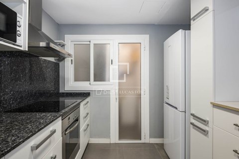 Dzīvoklis pārdošanā Sant Cugat Del Valles, Barcelona, Spānijā 4 istabas, 84 m2 Nr. 168310 - attēls 4