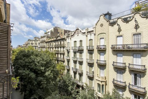 Lägenhet för uthyrning i Barcelona, Spanien 2 sovrum, 104 kvm. Nr. 168307 - foto 14