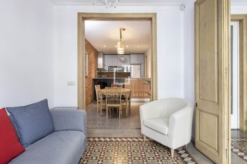 Lägenhet för uthyrning i Barcelona, Spanien 2 sovrum, 104 kvm. Nr. 168307 - foto 4