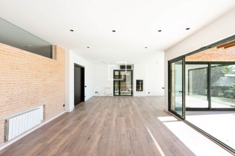 Villa zur Miete in Castelldefels, Barcelona, Spanien 5 Schlafzimmer, 592 m2 Nr. 168306 - Foto 12