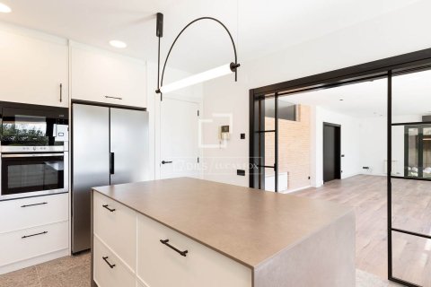 Villa zur Miete in Castelldefels, Barcelona, Spanien 5 Schlafzimmer, 592 m2 Nr. 168306 - Foto 11