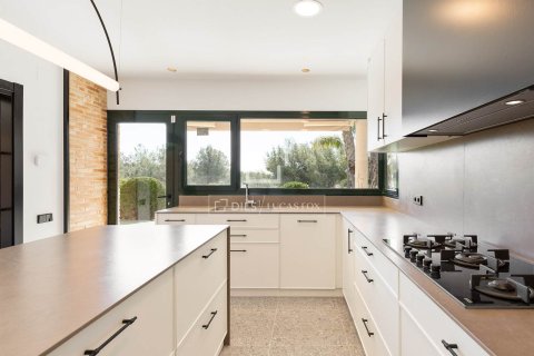 Villa zur Miete in Castelldefels, Barcelona, Spanien 5 Schlafzimmer, 592 m2 Nr. 168306 - Foto 10