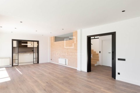 Villa zur Miete in Castelldefels, Barcelona, Spanien 5 Schlafzimmer, 592 m2 Nr. 168306 - Foto 14