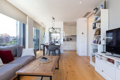 Продажа квартиры в Сан-Жуст-Десверн, Барселона, Испания 4 спальни, 129м2 №168308 - фото 6