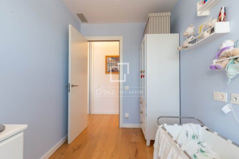 Продажа квартиры в Сан-Жуст-Десверн, Барселона, Испания 4 спальни, 129м2 №168308 - фото 30