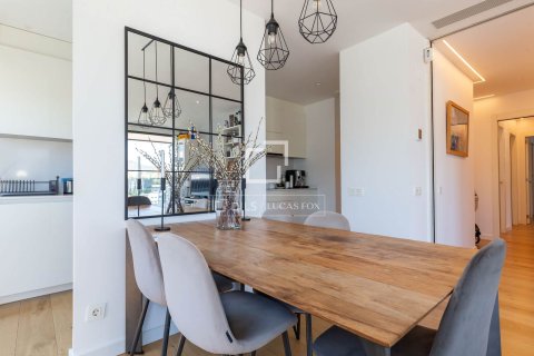 Продажа квартиры в Сан-Жуст-Десверн, Барселона, Испания 4 спальни, 129м2 №168308 - фото 9