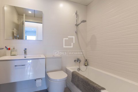 Продажа квартиры в Сан-Жуст-Десверн, Барселона, Испания 4 спальни, 129м2 №168308 - фото 28