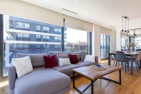 Продажа квартиры в Сан-Жуст-Десверн, Барселона, Испания 4 спальни, 129м2 №168308 - фото 5