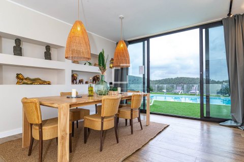 Villa for sale in La Floresta, Barcelona, Spain 6 bedrooms, 456 sq.m. No. 150219 - photo 12