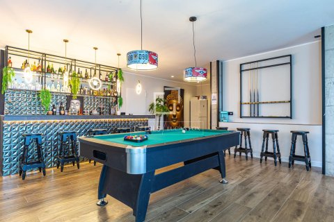 Villa for sale in La Floresta, Barcelona, Spain 6 bedrooms, 456 sq.m. No. 150219 - photo 21