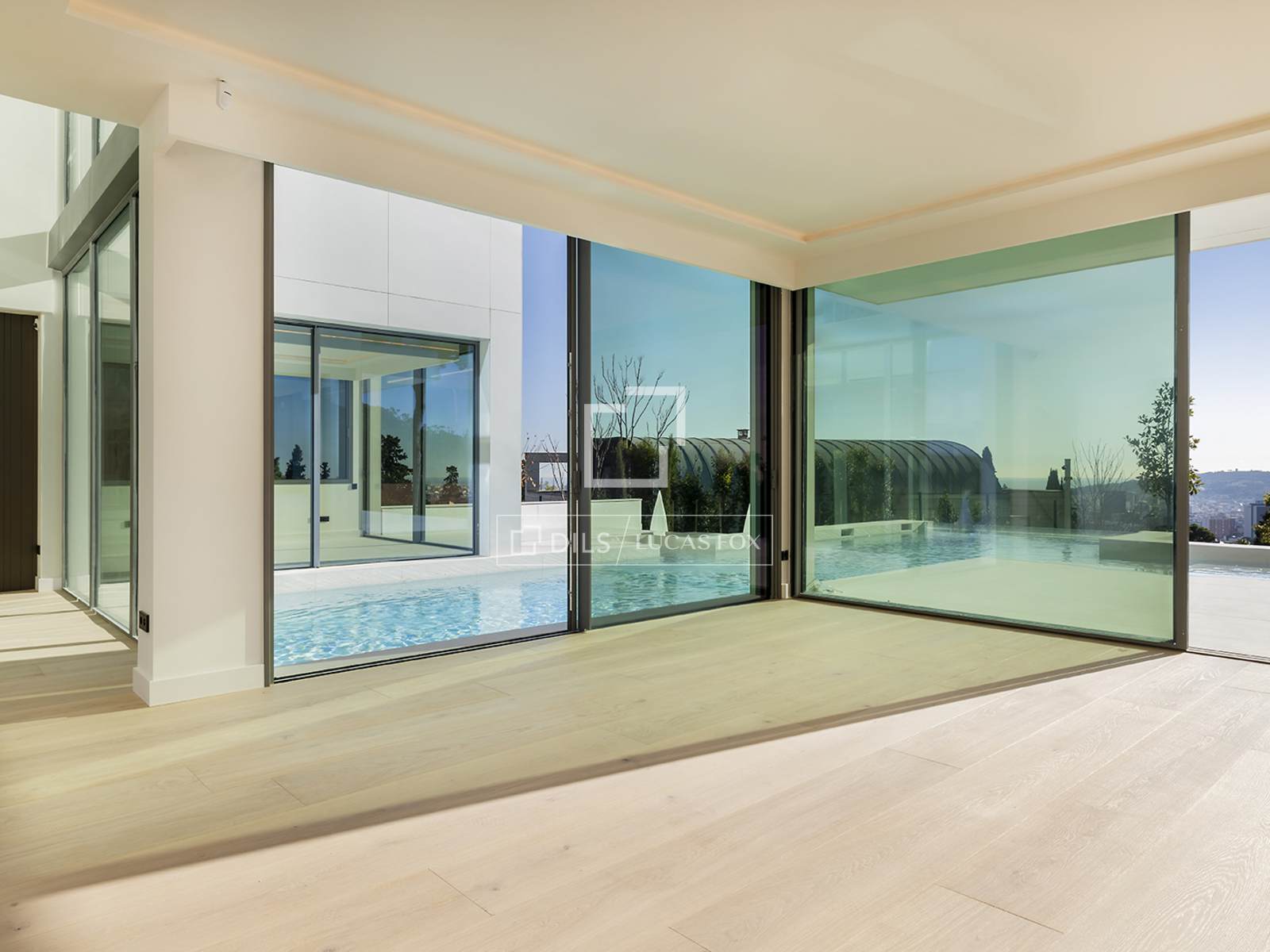 Villa Barcelona, Spānijā 8 istabas, 1148 m2 Nr. 150218