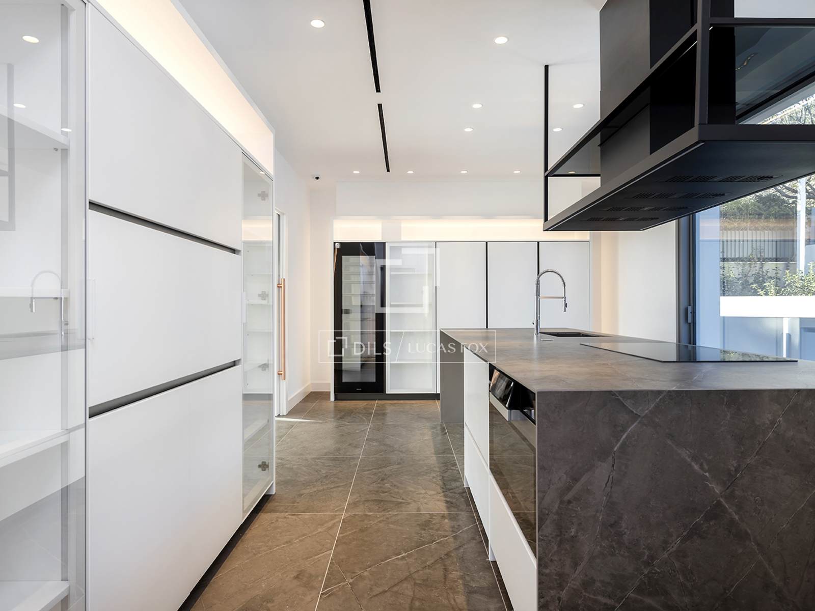 Villa Barcelona, Spānijā 8 istabas, 1148 m2 Nr. 150218