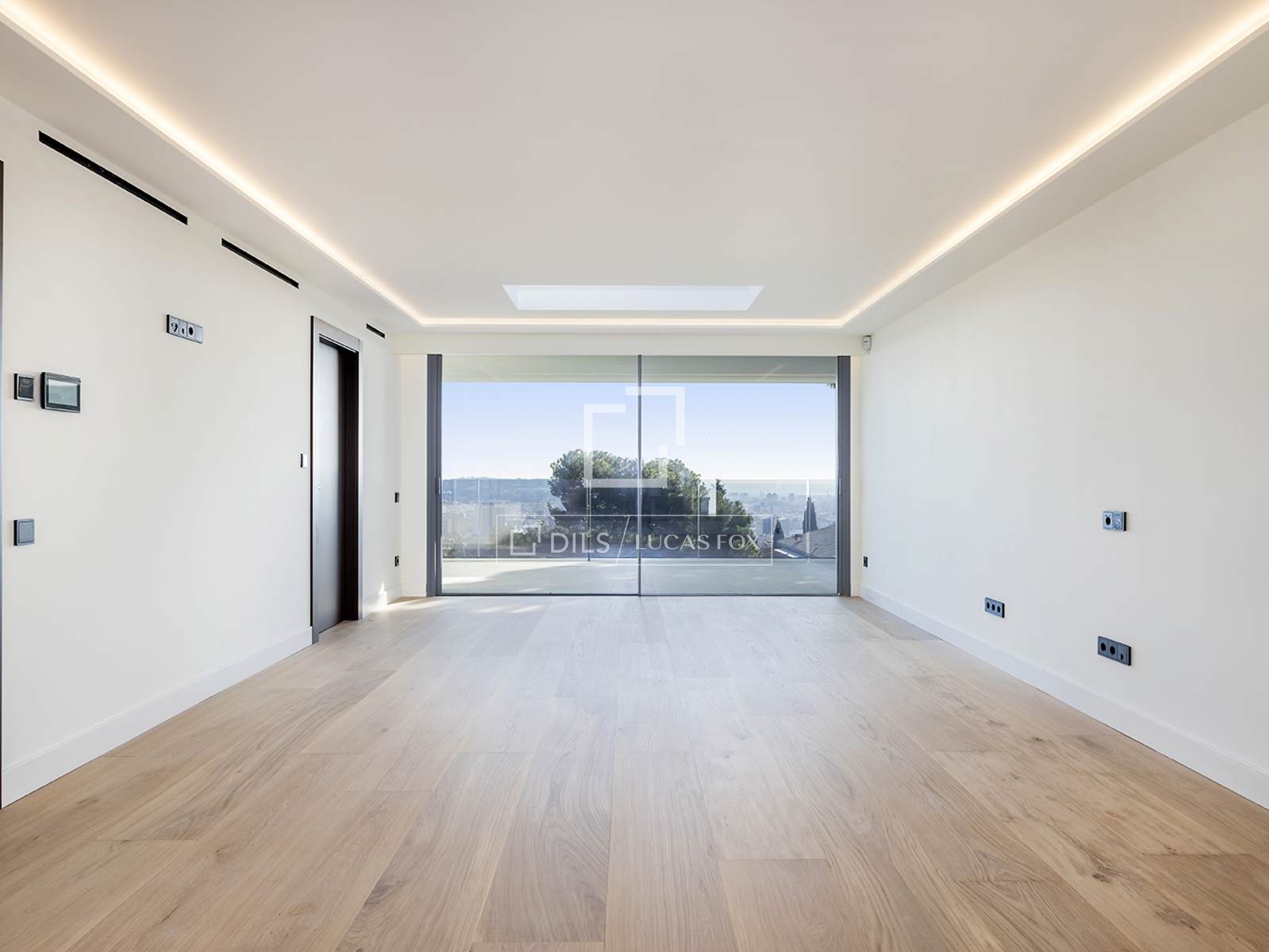 Villa Barcelona, Spānijā 8 istabas, 1148 m2 Nr. 150218