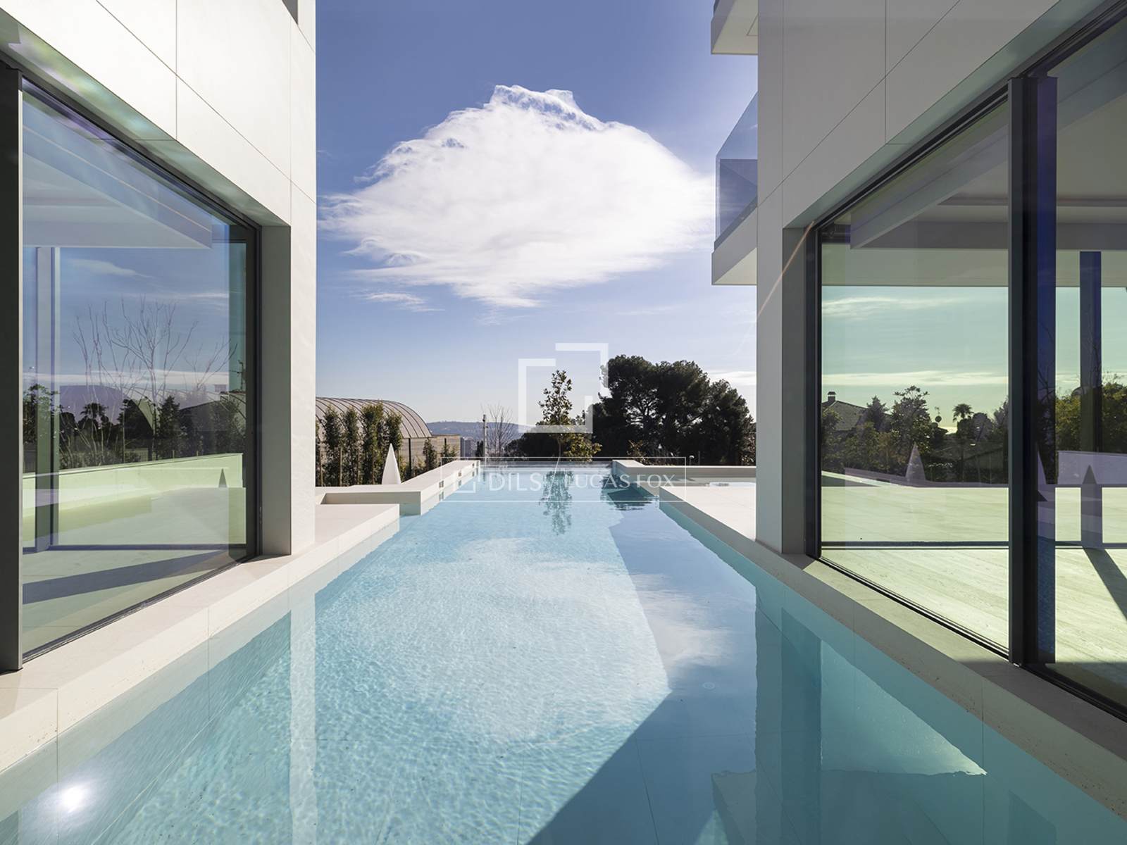 Villa Barcelona, Spānijā 8 istabas, 1148 m2 Nr. 150218