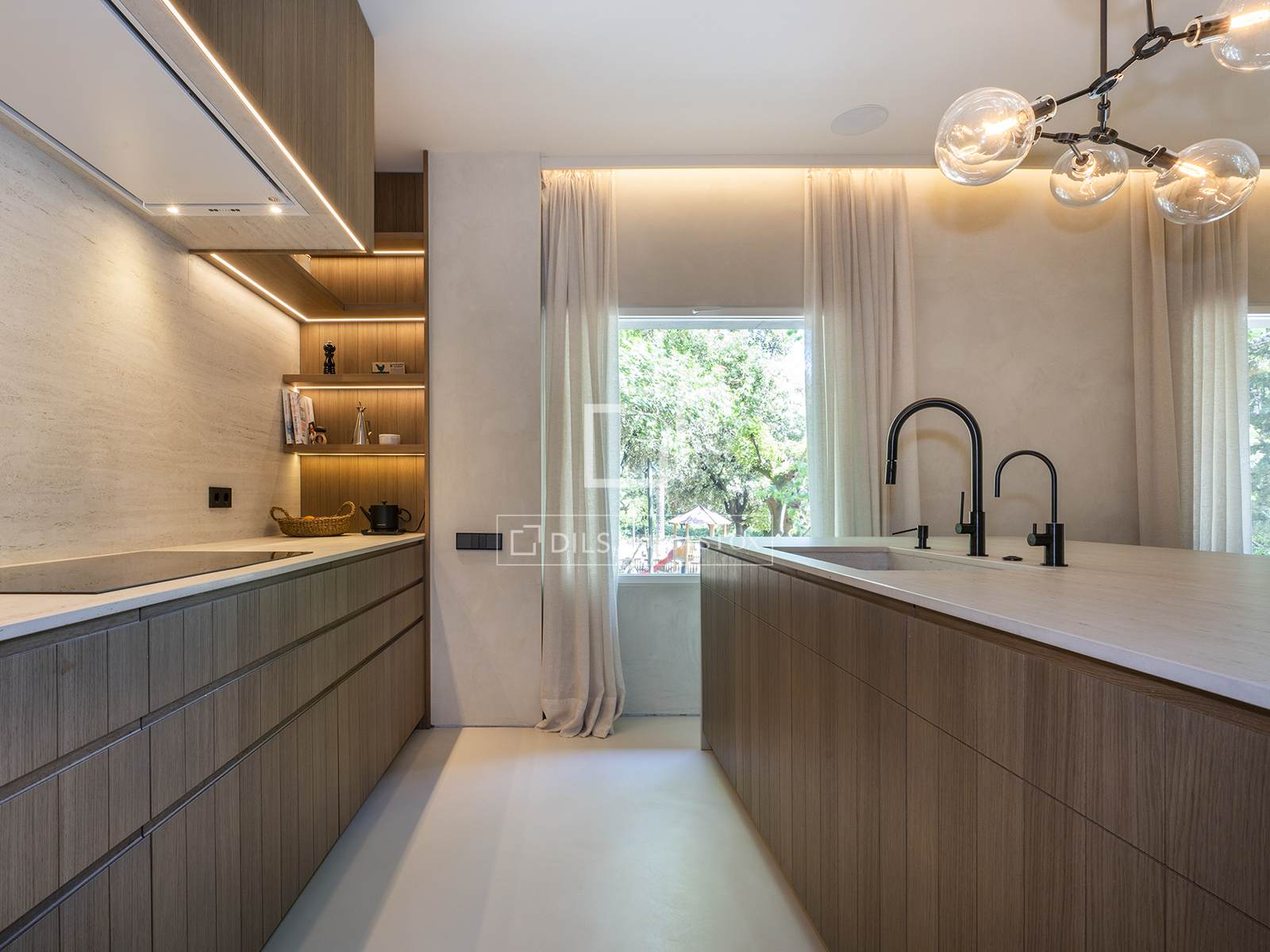 Dzīvoklis Barcelona, Spānijā 1 istaba, 185 m2 Nr. 150220