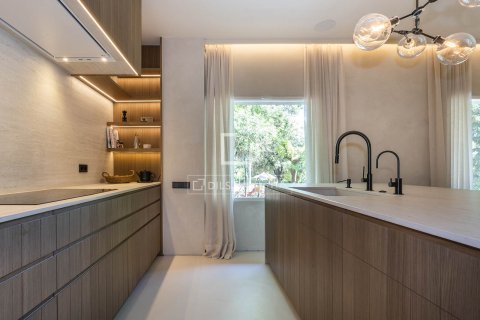 Apartment à vendre à Barcelona, Espagne, 1 chambre, 156 m2 No. 150220 - photo 12