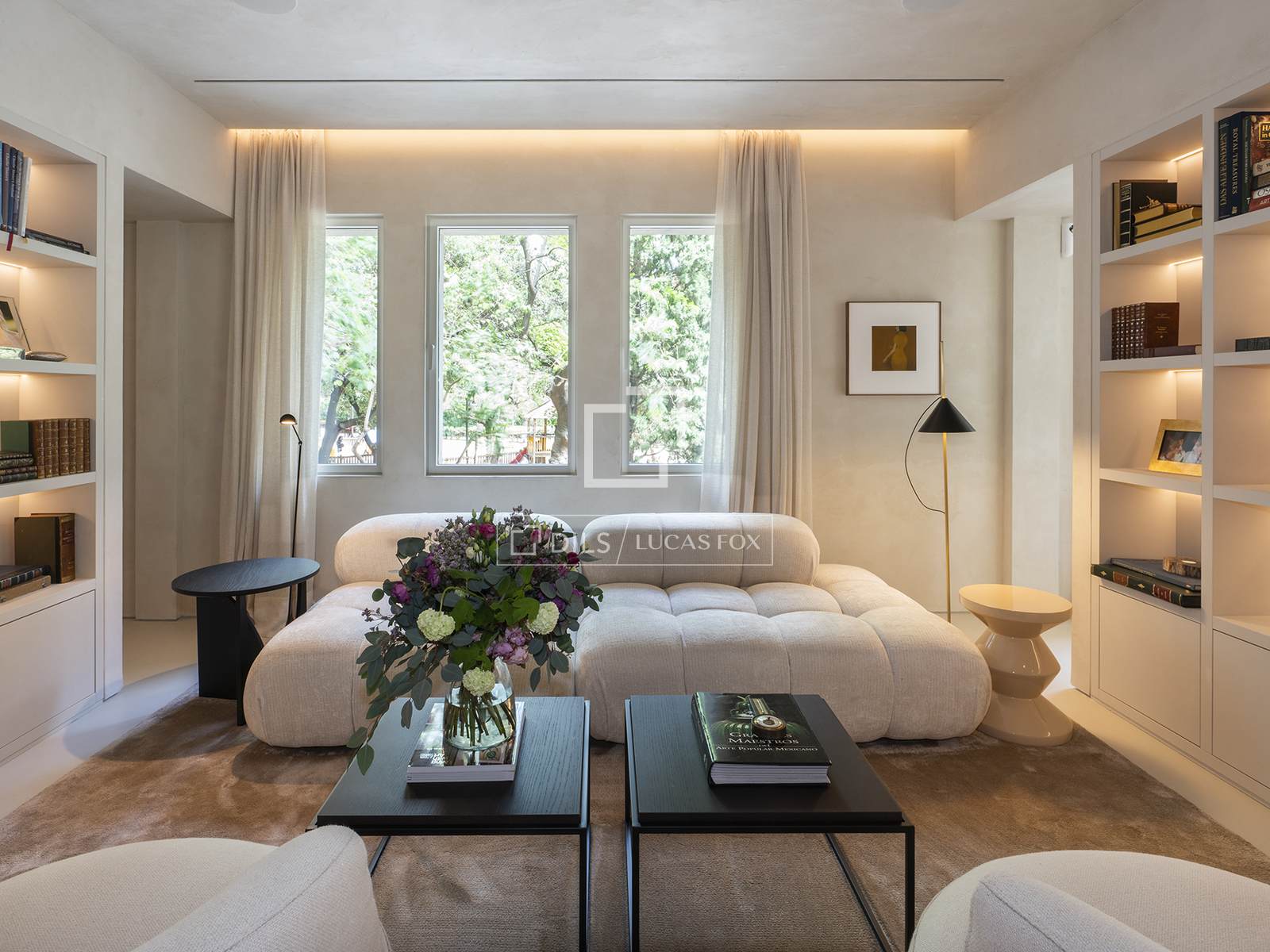 Dzīvoklis Barcelona, Spānijā 1 istaba, 185 m2 Nr. 150220