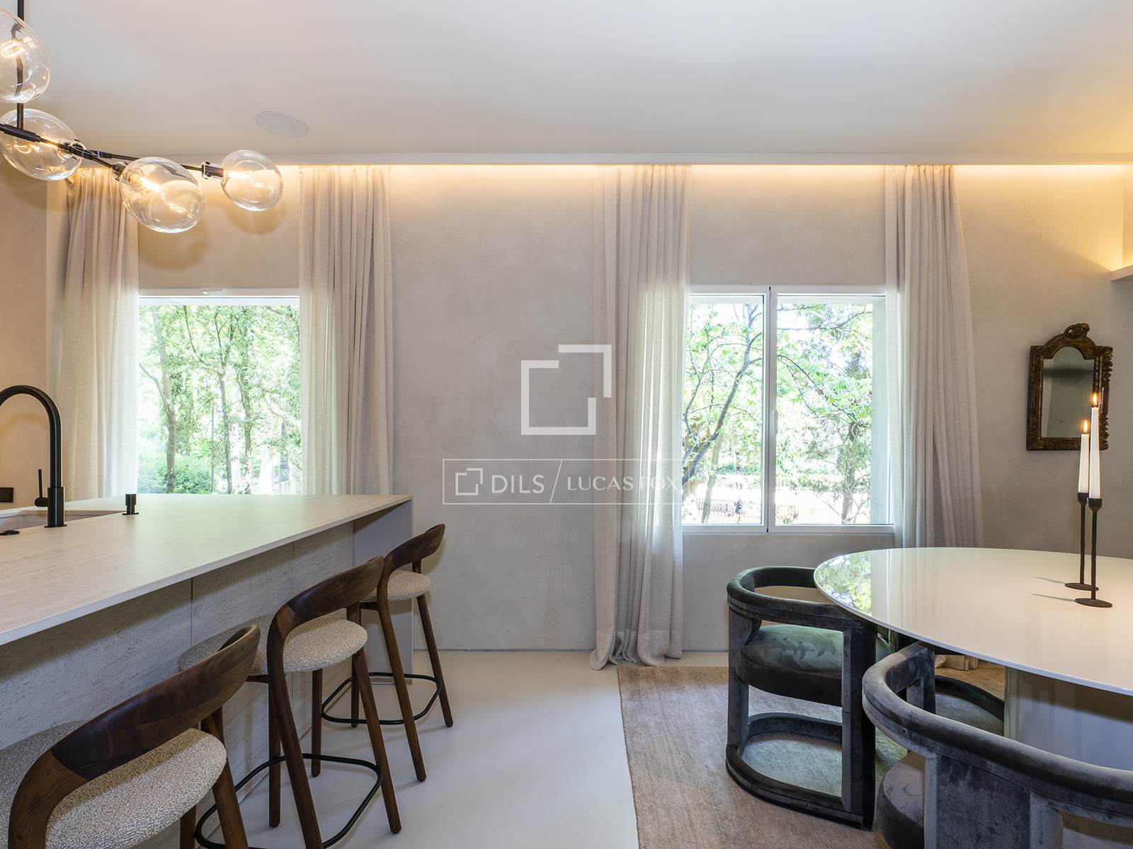 Dzīvoklis Barcelona, Spānijā 1 istaba, 185 m2 Nr. 150220