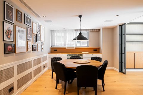 Dzīvoklis pārdošanā Barcelona, Spānijā 5 istabas, 590 m2 Nr. 150217 - attēls 17