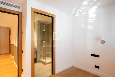 Dzīvoklis pārdošanā Barcelona, Spānijā 5 istabas, 590 m2 Nr. 150217 - attēls 26