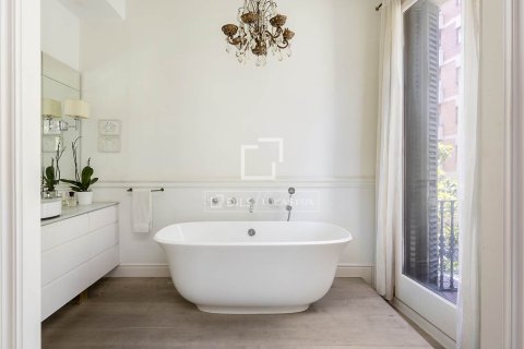 Wohnung zur Miete in Barcelona, Spanien 2 Schlafzimmer, 118 m2 Nr. 150222 - Foto 6