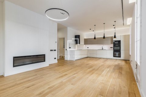 Apartment à vendre à Barcelona, Espagne, 4 chambres, 140 m2 No. 150216 - photo 6