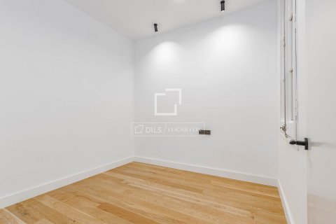 Apartment à vendre à Barcelona, Espagne, 4 chambres, 140 m2 No. 150216 - photo 23