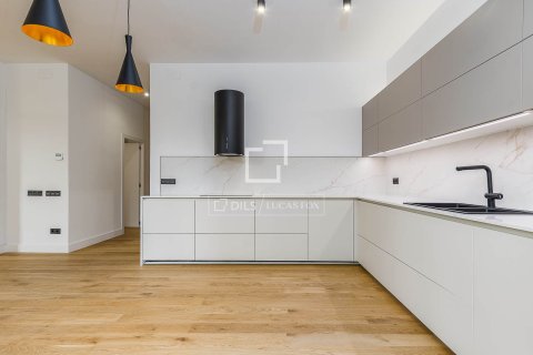 Apartment à vendre à Barcelona, Espagne, 4 chambres, 140 m2 No. 150216 - photo 9